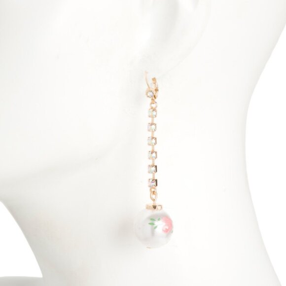 NWT BETSEY JOHNSON Nutcracker & Pearl Linear Mismatch Earrings Christmas Holiday - Picture 2 of 2